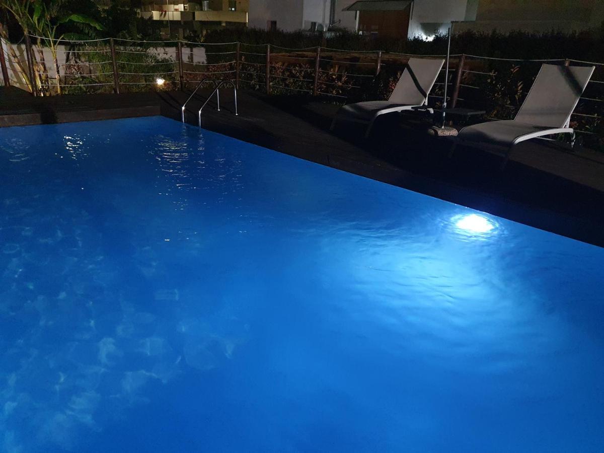Il Giardino Di Flora Con Piscina Lecce Exterior foto