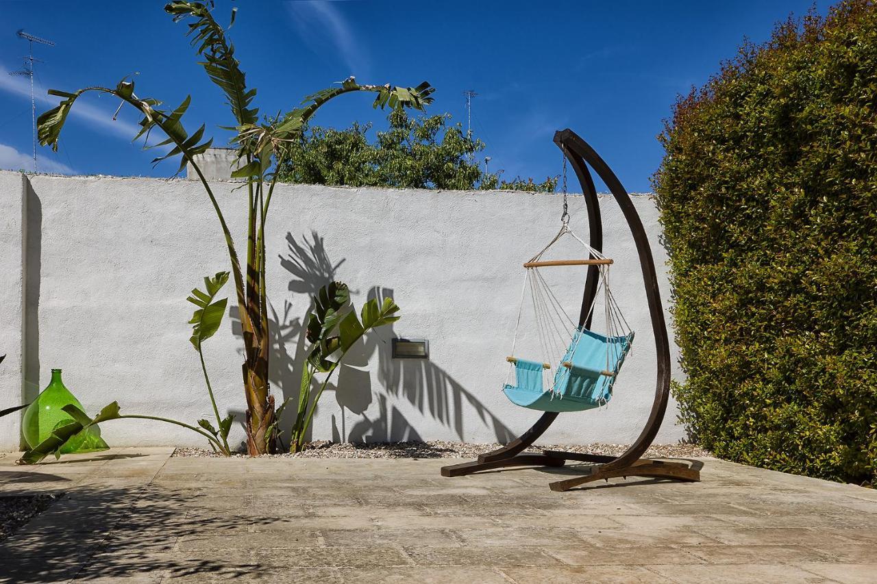 Il Giardino Di Flora Con Piscina Lecce Exterior foto